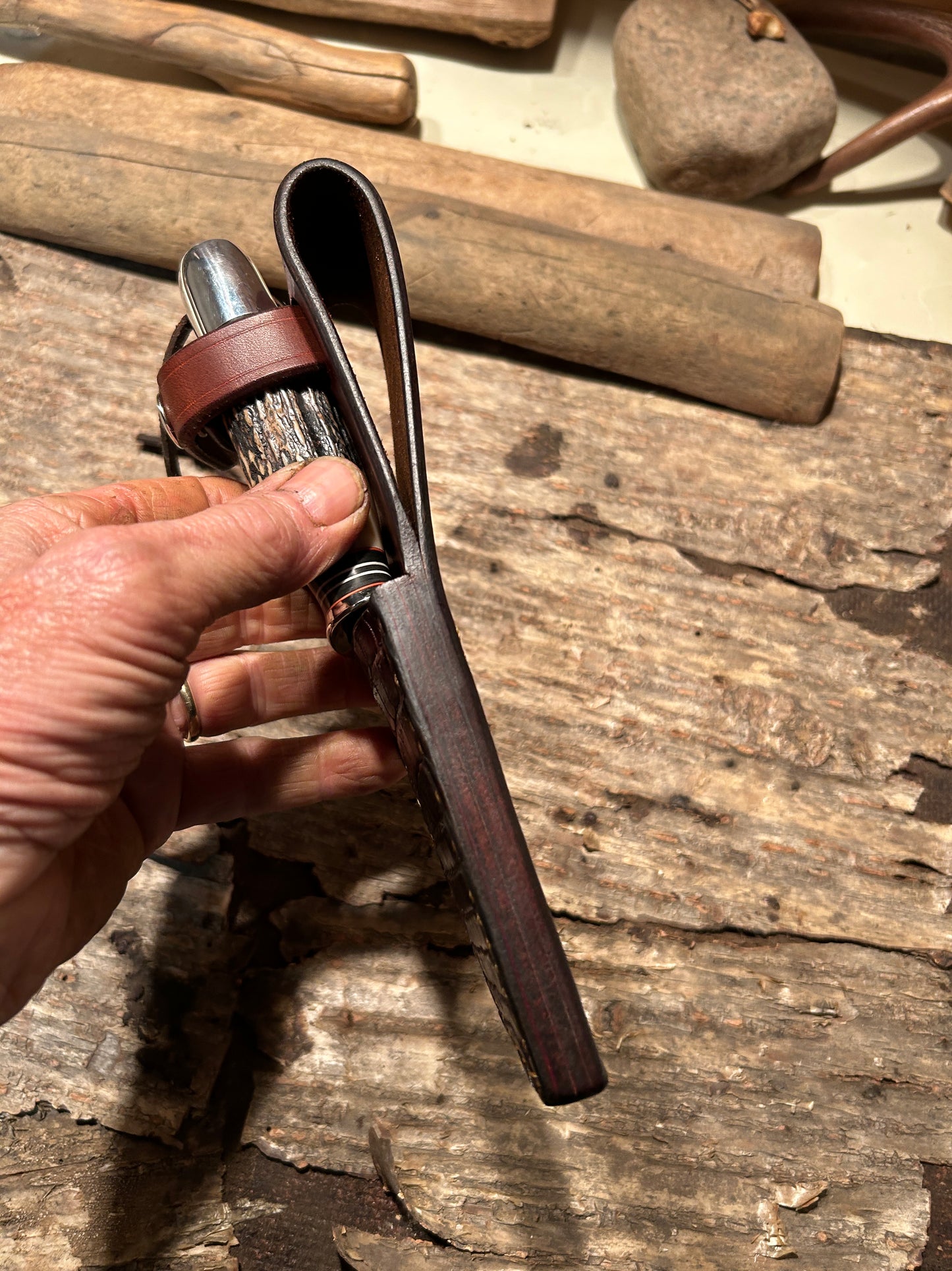 Treeman South Dakota Caper Stag Aluminum AEB-L Stainless Croc Sheath 5 options