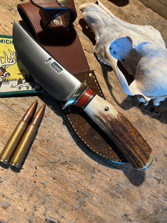 Treeman Michigan Hunter 120 year ols stag Sterling silver pinned Butt Giraffe sheath