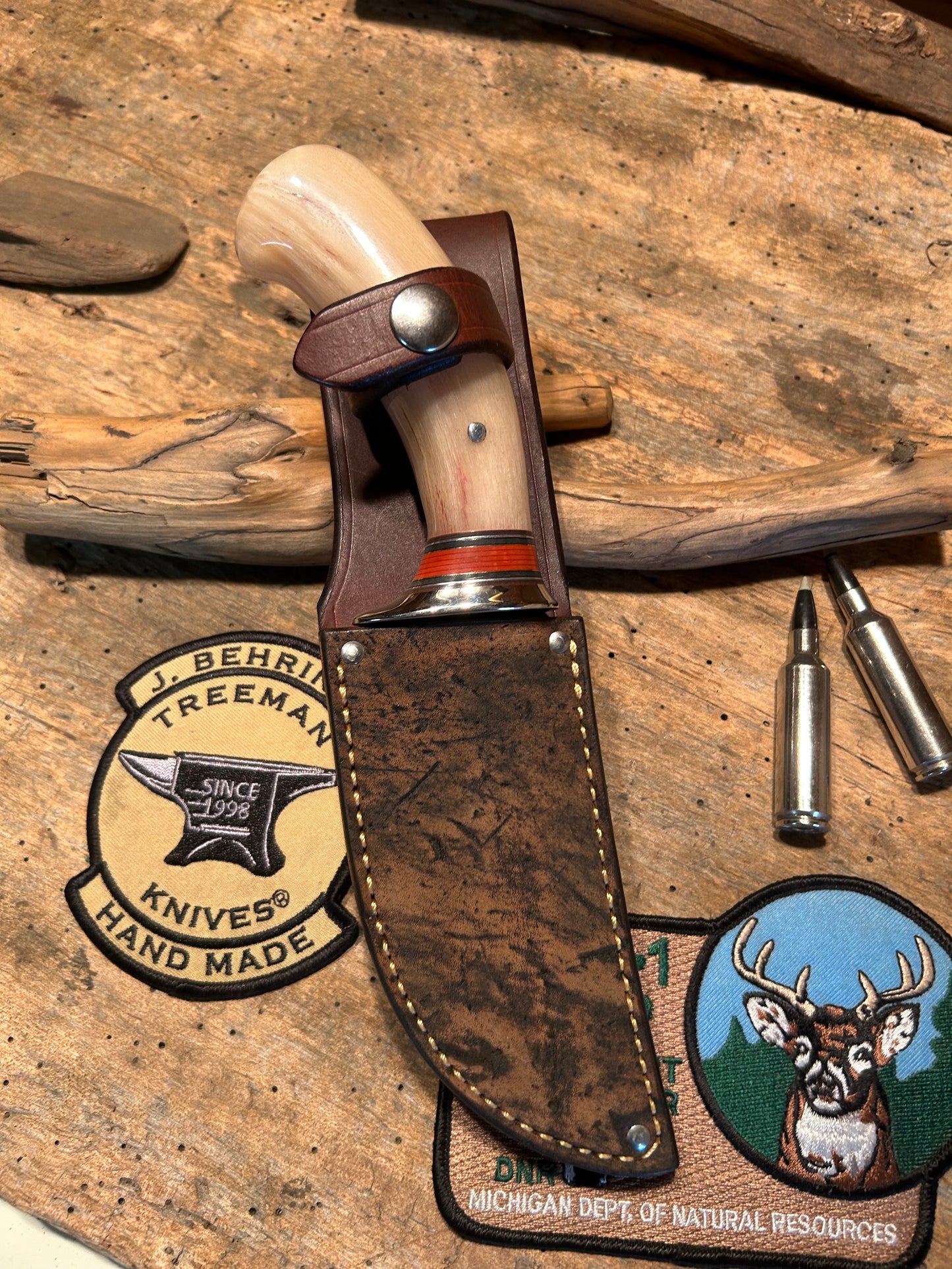 J. Behring Handmade Fox River Hunter 5" AEBL Blade Birds Head Musk Ox Giraffe Sheath