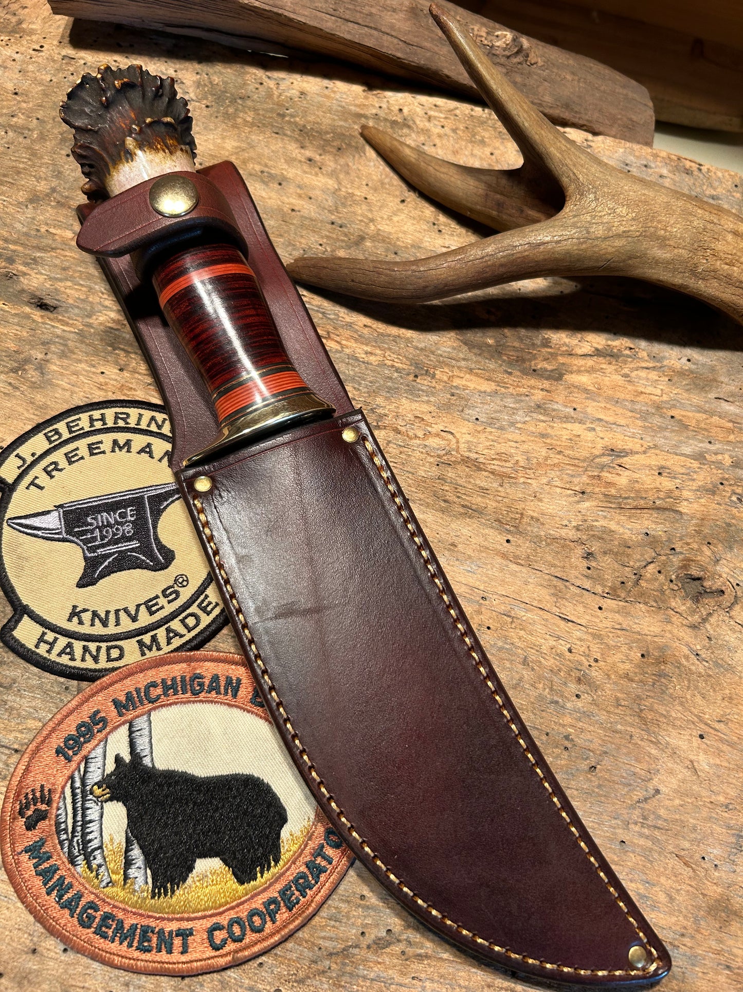 Treeman 7" Hammermark Camp Knife Horse Hide Crown stag