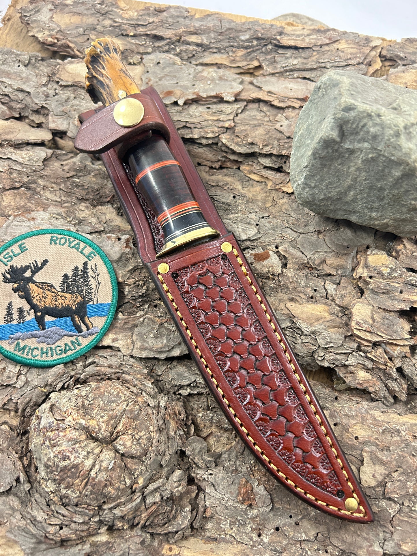 Treeman 5" Deer & Trout AEB-L HH Old School Crown Stag Basket Weave Sheath