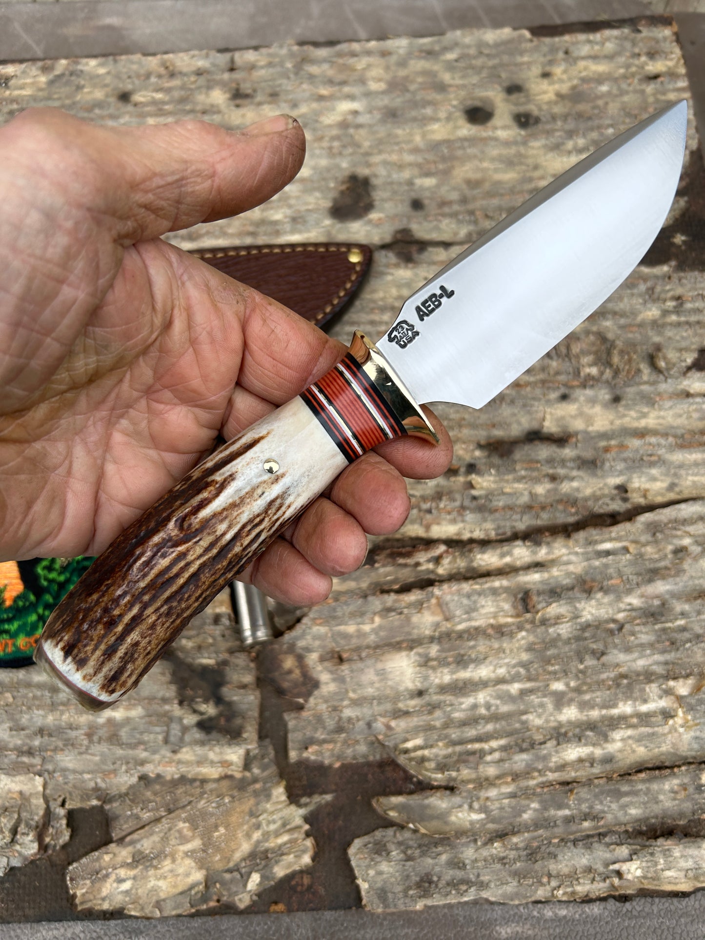 Treeman Alaskan AEB-L stainless  finger grip sambar stag ox butt  shark sheath