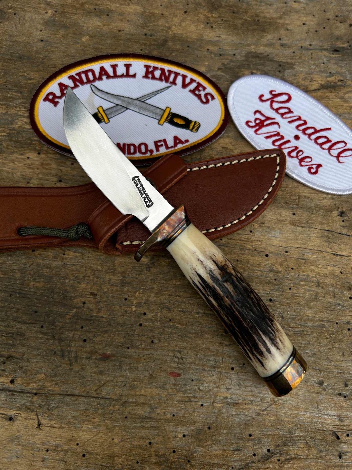 Randall Model 21 Little game 3 1/4" Carbon Blade Flat Top Brass guard Sambar Stag Brass Butt older knife Mint