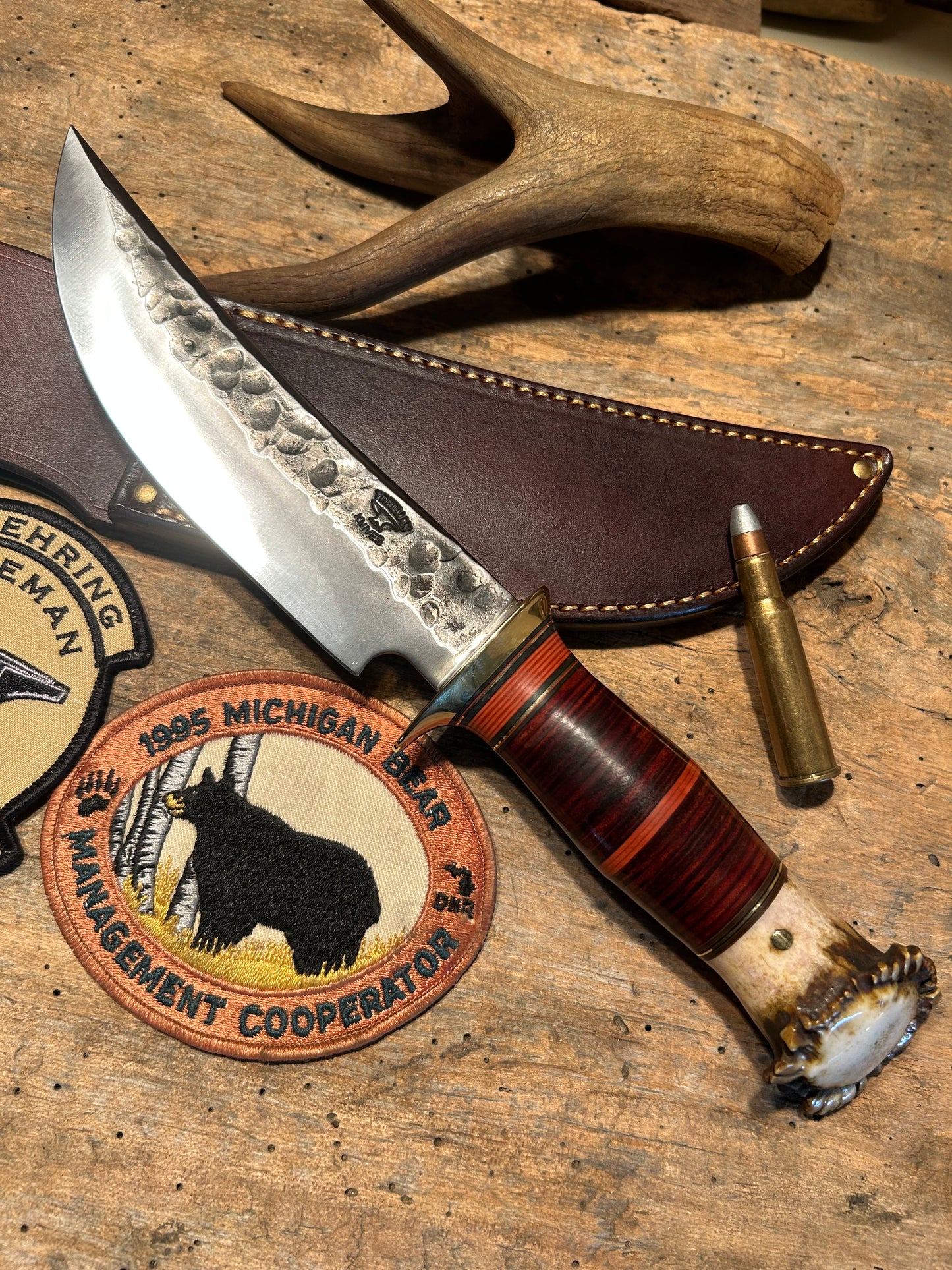 Treeman 7" Hammermark Camp Knife Horse Hide Crown stag