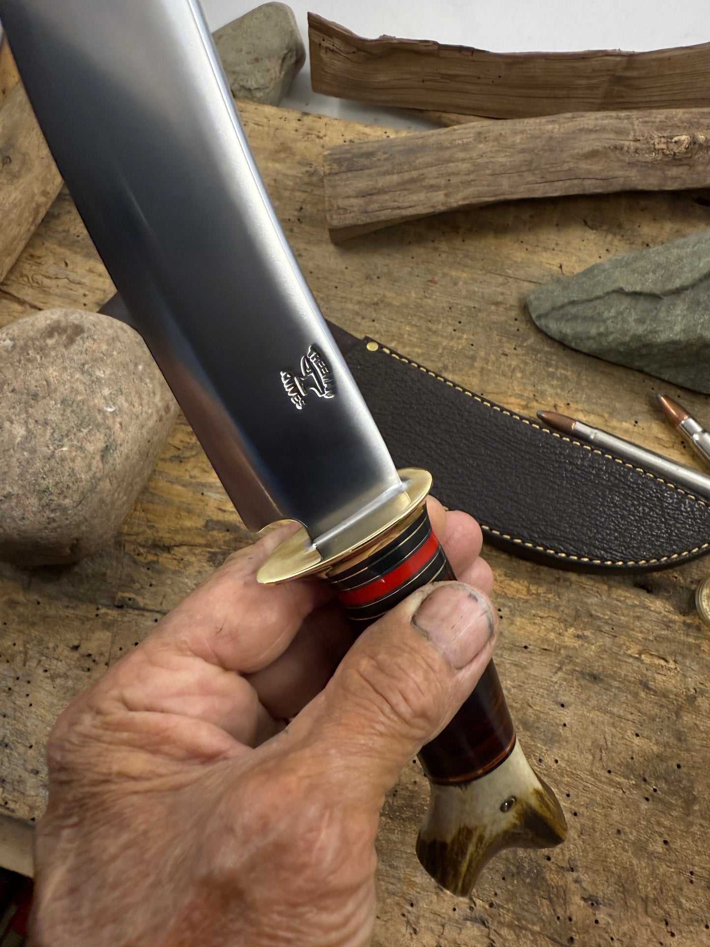 Treeman 7" Hump Back Hunter Crotch Stag Shark Sheath