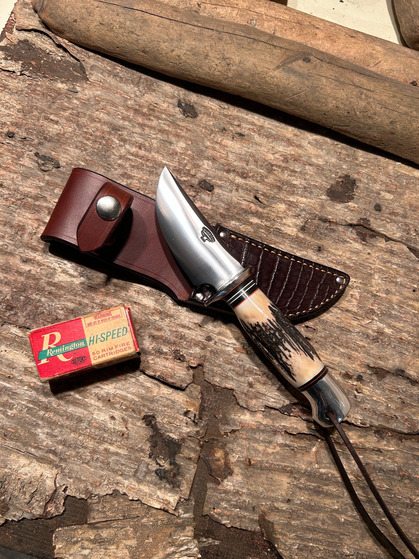 Treeman South Dakota Caper Stag Aluminum AEB-L Stainless Croc Sheath 5 options