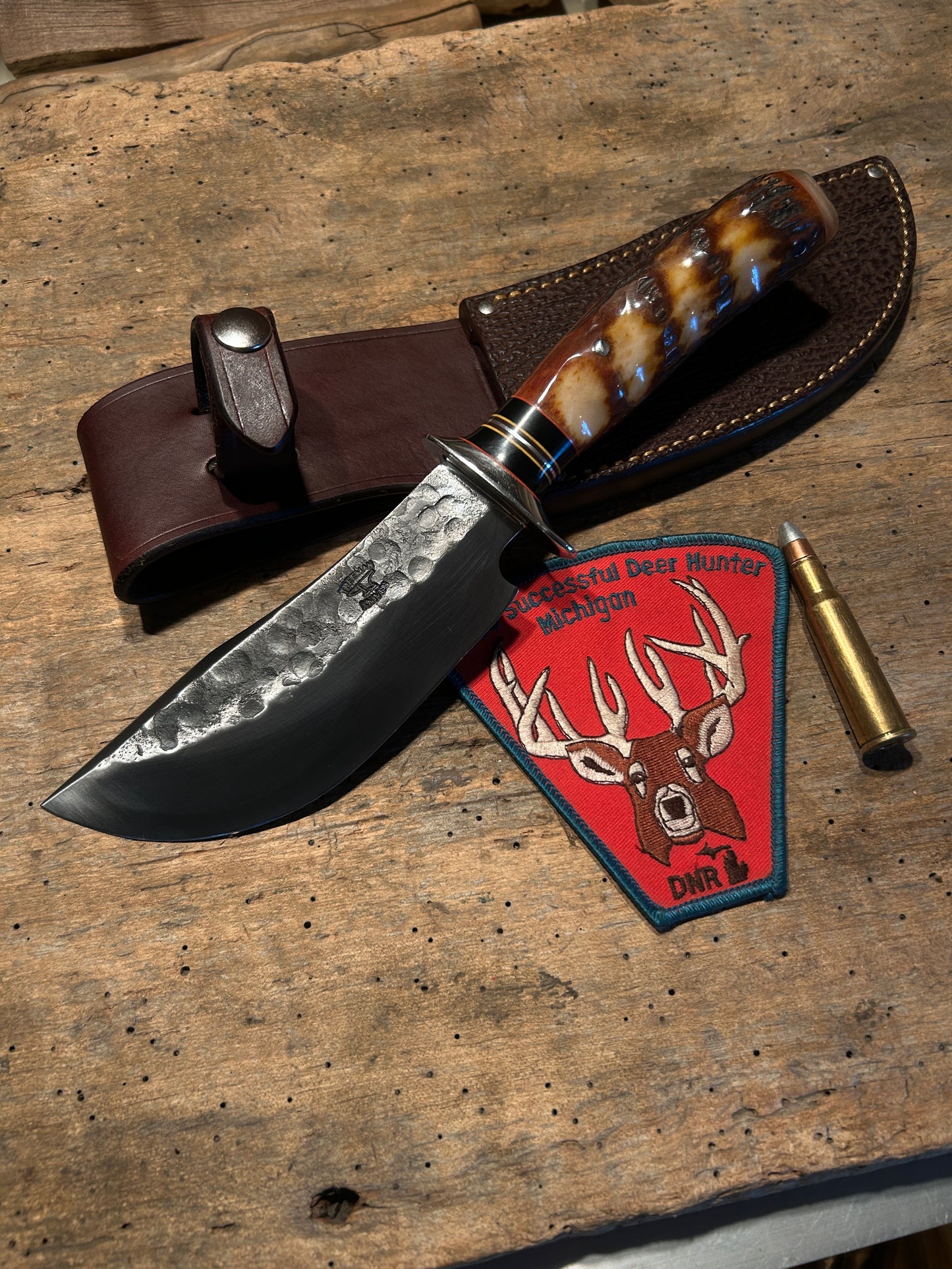 Treeman Woodcraft 6" Nickel Finger Grip Stag Ox Butt Cap Shark