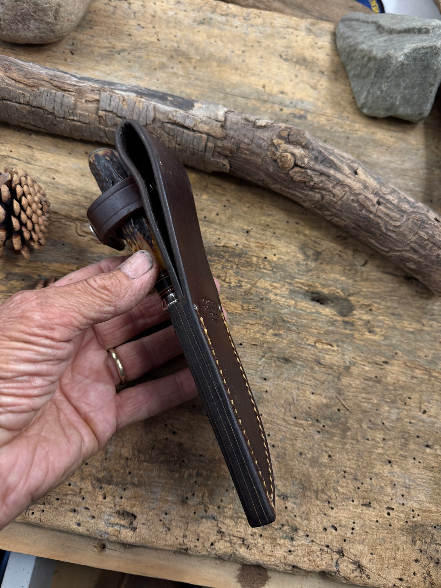 Treeman Small Hunter with old Stag Nickel Guard pinned butt Cap Exotic sheath