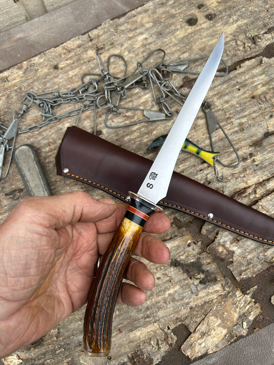 Treeman 7" Filet knife stag AEB-L Ox Butt cap