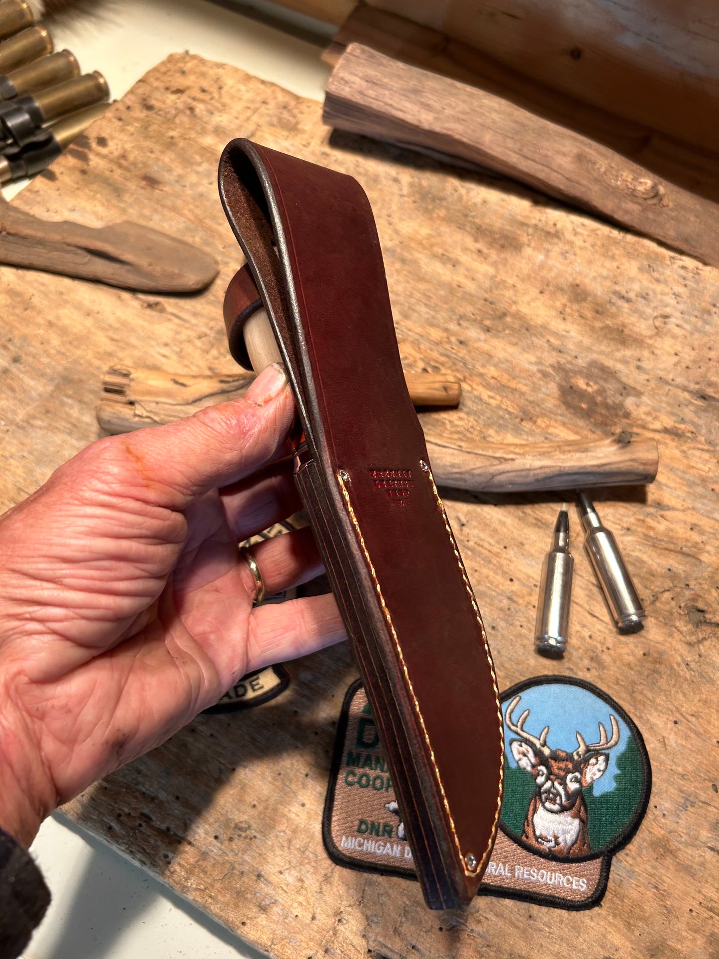 J. Behring Handmade Fox River Hunter 5" AEBL Blade Birds Head Musk Ox Giraffe Sheath