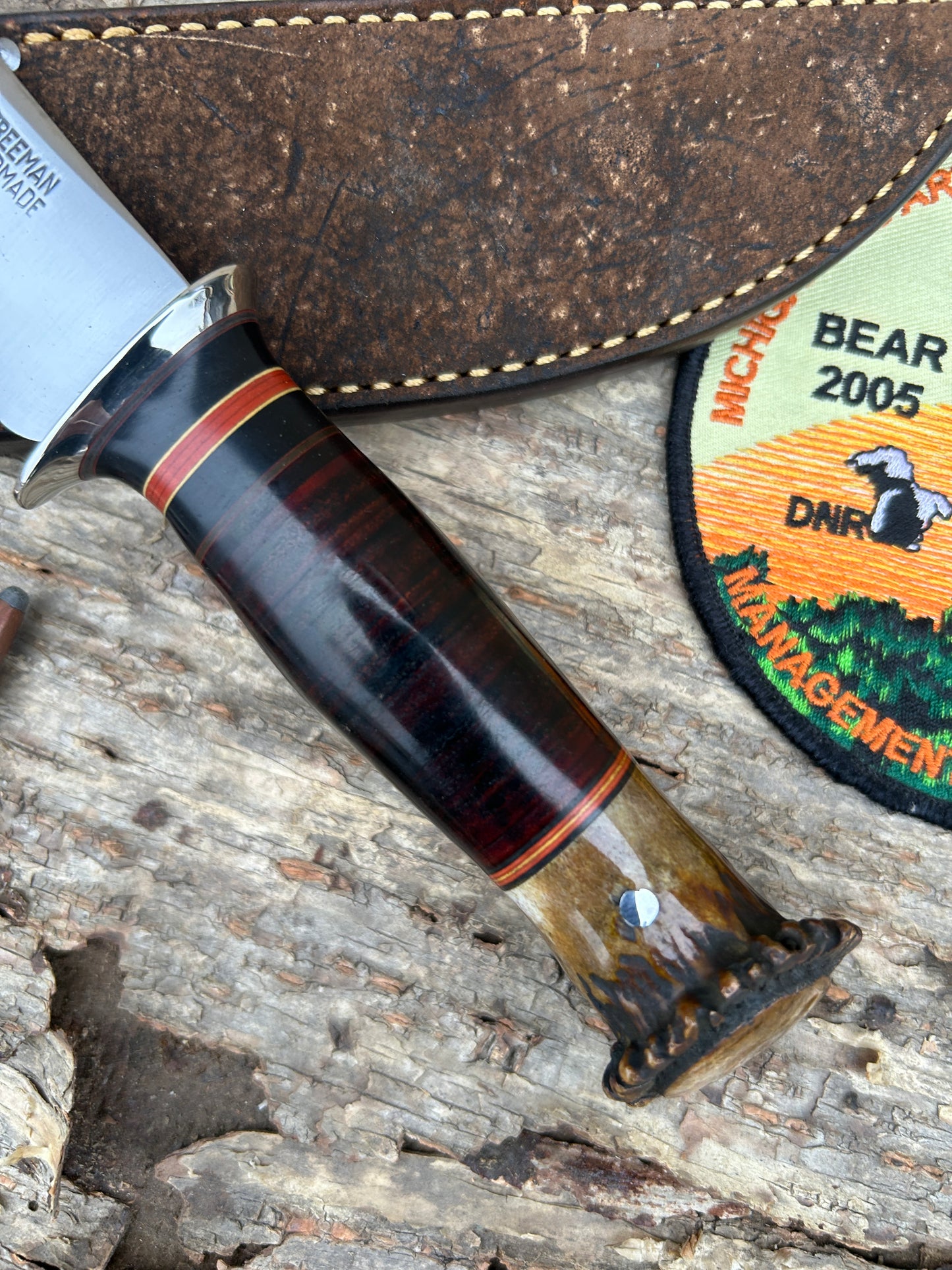 Treeman Bear & Trout Knife 1095  Crown Stag