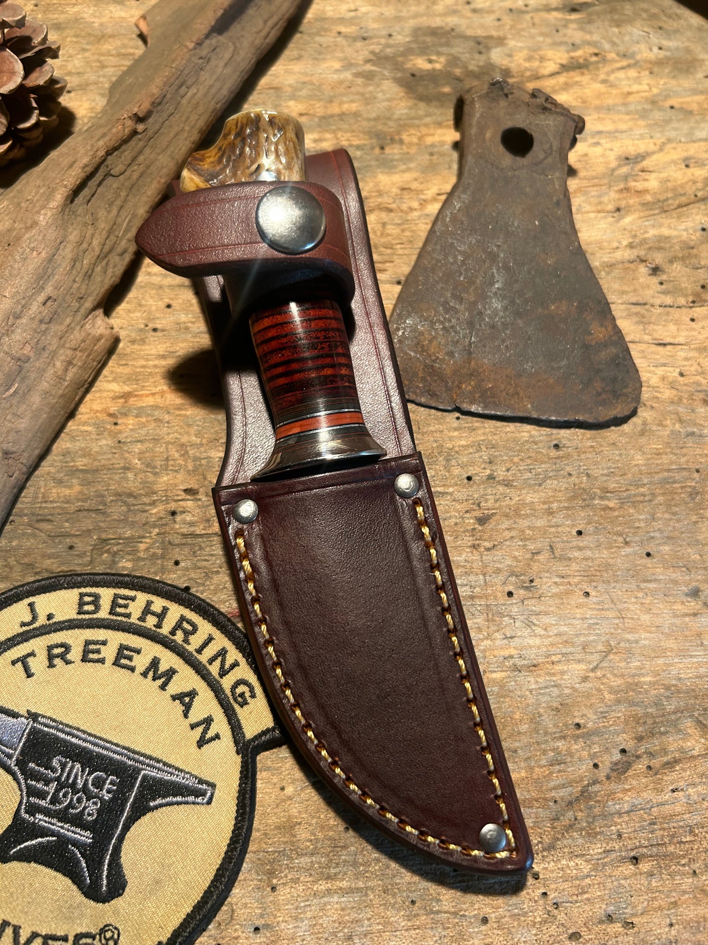 Treeman Lil" Caper 3" Blade Horsehide Crotch Stag Belt Sheath