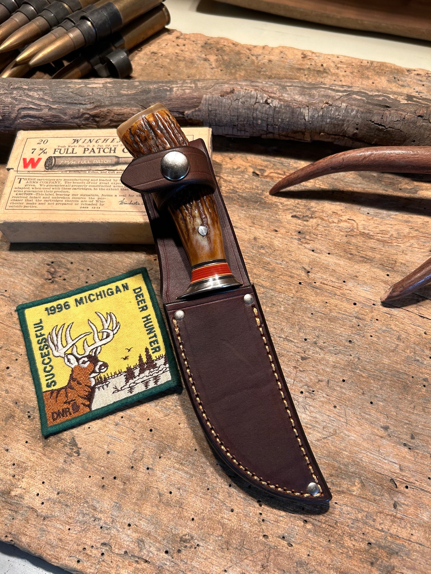 Treeman Small Hunter NS Stag carver Ox Butt Cap