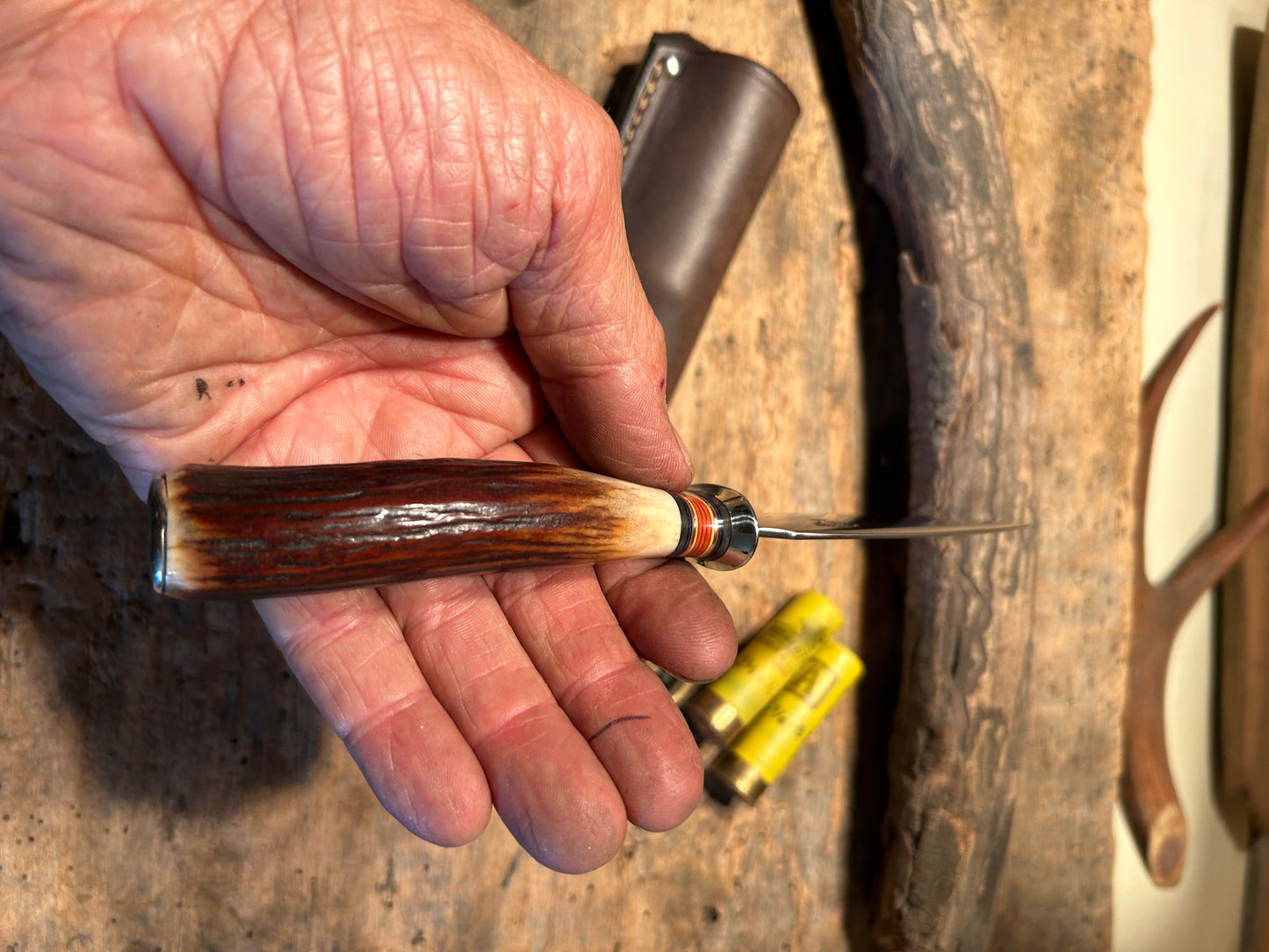 Treeman Alaskan 4" AEB-L stainless Blade Nickel Guard 120 year old red stag