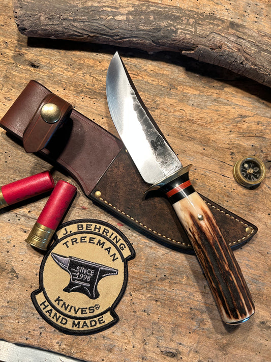 Treeman Big Bay  Hunter 5" Hammer Mark Blade Brass Premium Sambar Stag