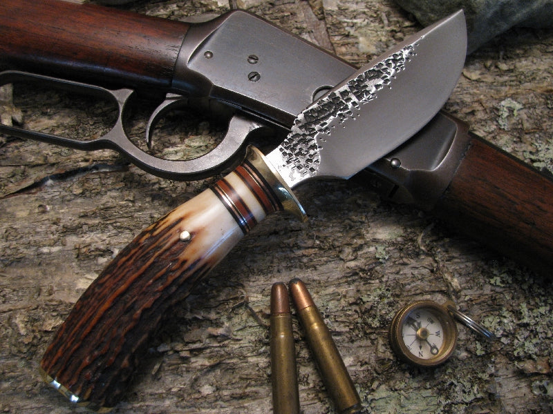 Alaskan Drop Point Hammermark Red Stag