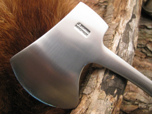 Treeman Hunters Axe Brown/Gold Micarta