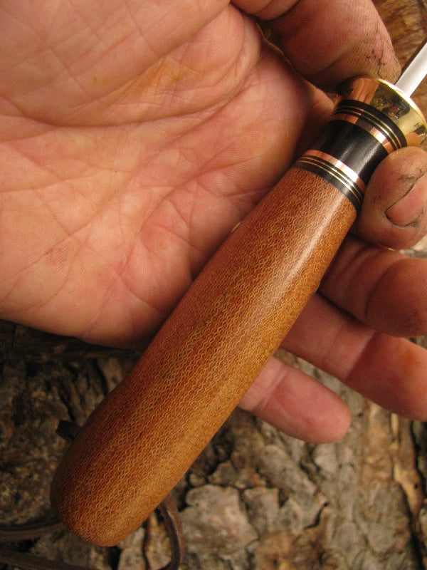 Treeman Hunters Axe Brown/Gold Micarta