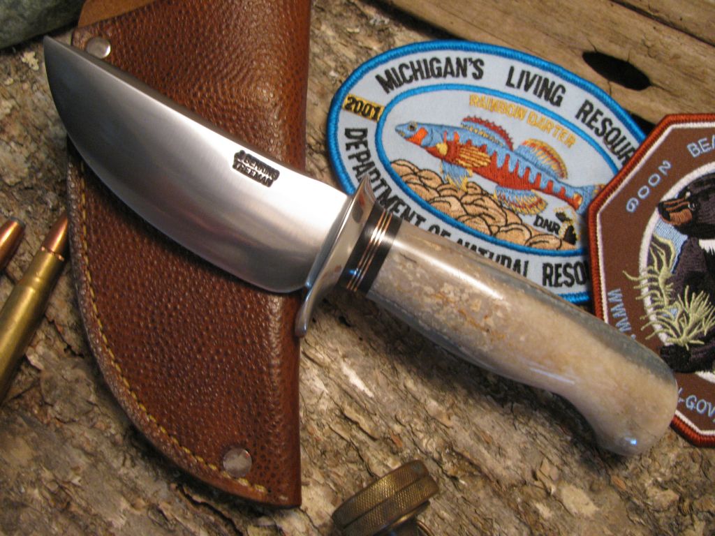 Blue Ivory Humpback Hunter