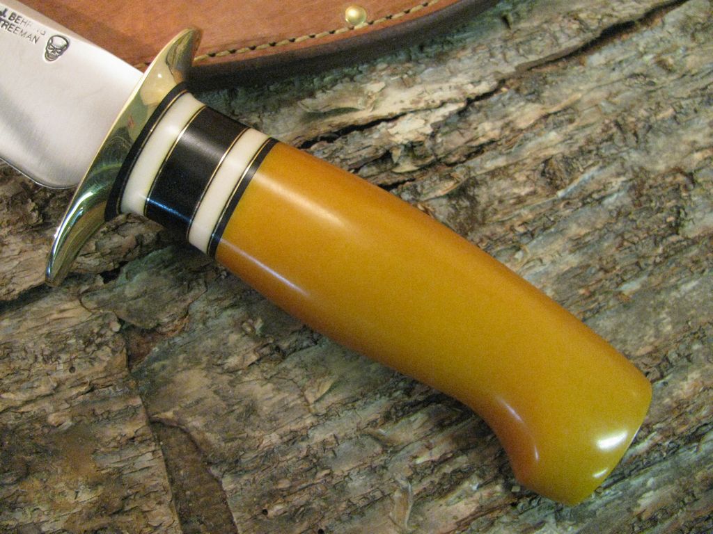 Double skull Fighter' Bumble Bee' Yellow Micarta