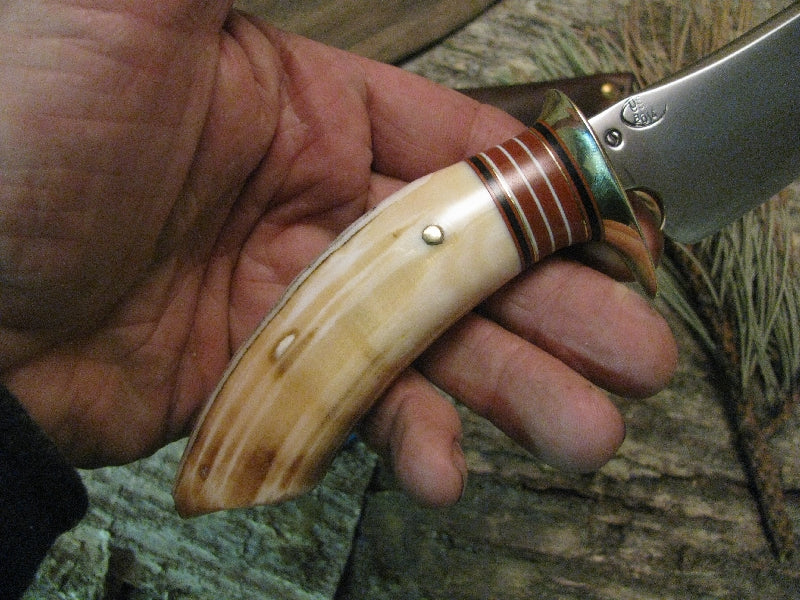 A Treeman Hippo Tooth Heavy Duty Caper