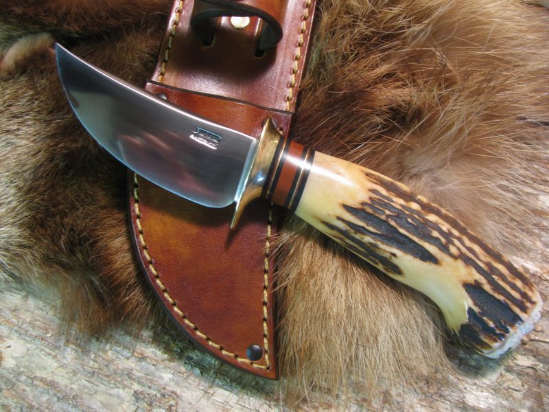 A Treeman Handforged stubby skinner Musk Ox Butt cap