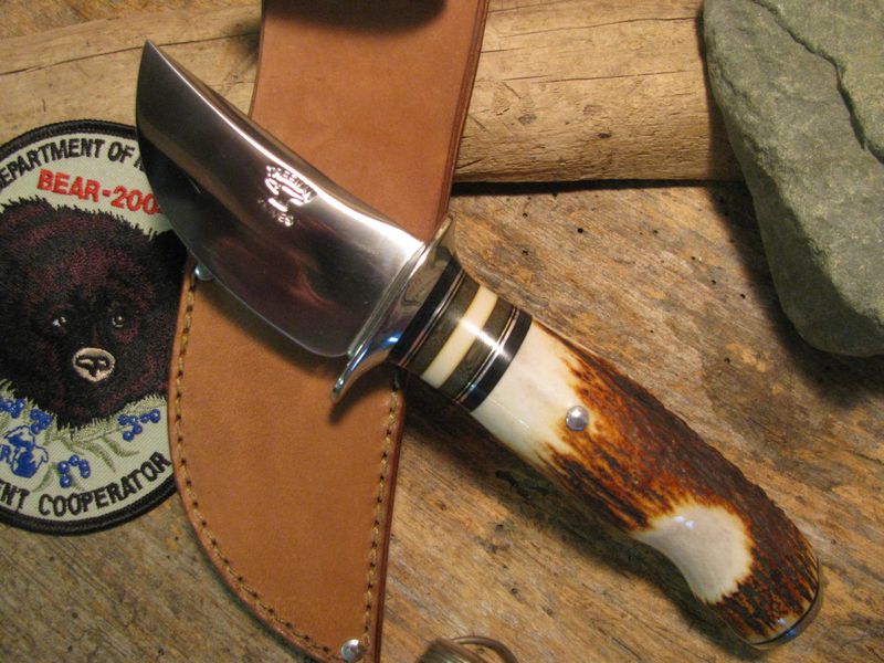 Treeman Stubby Border Patrol Stag Handle