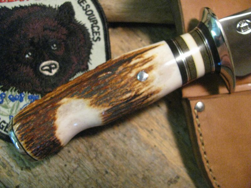 Treeman Stubby Border Patrol Stag Handle