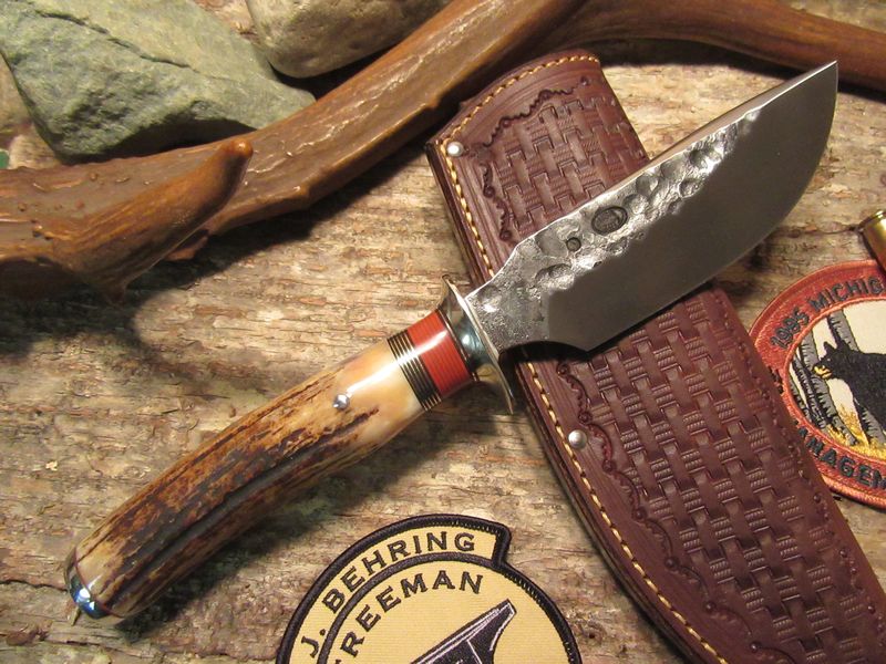 Treeman Alaskan Hammermark Sambar Stag Finger Groove Handle