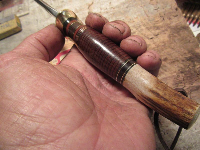 Treeman Old School 5 1/2" Crotch Stag Hunter Butter Scotch & Green