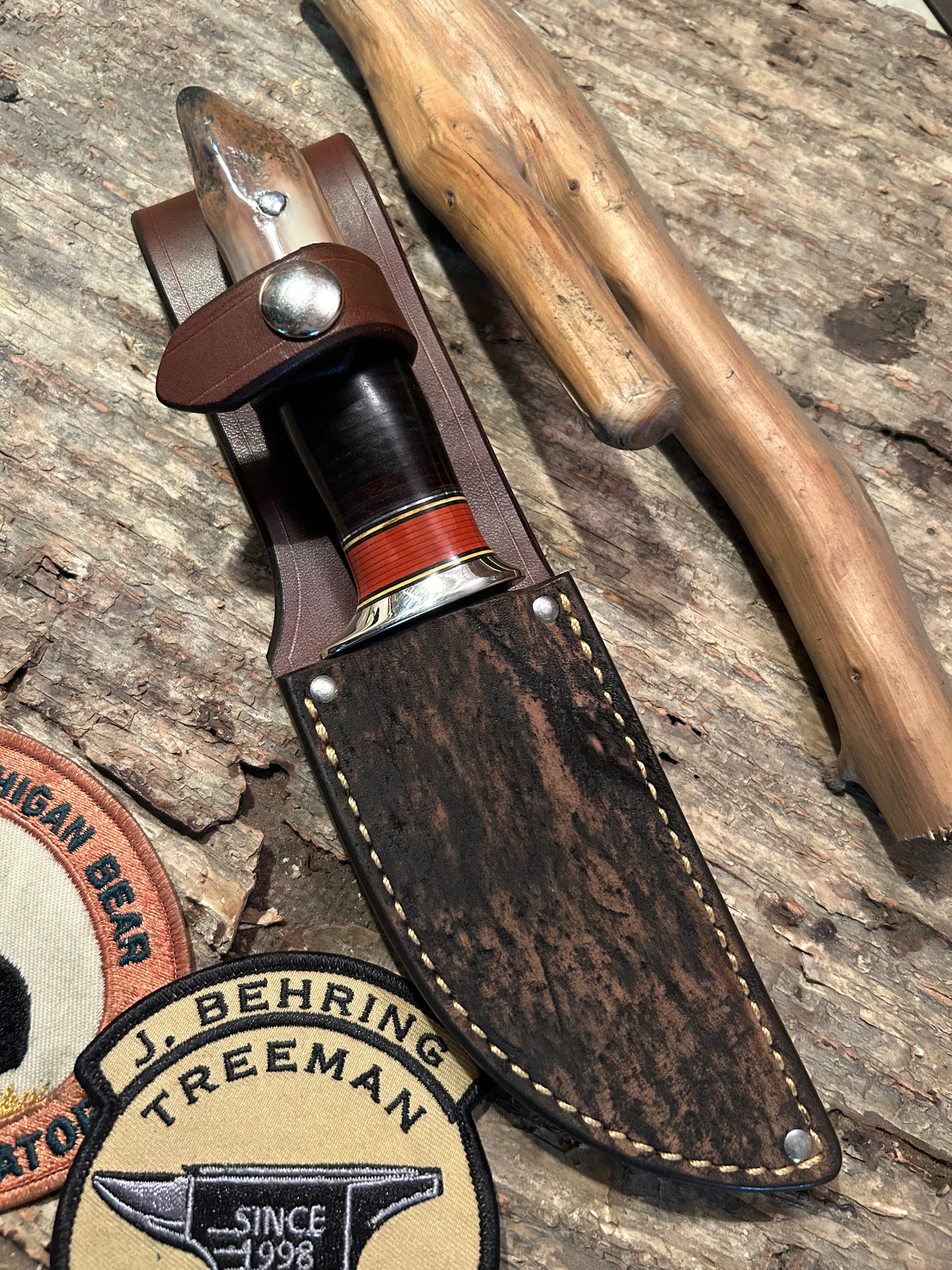 Treeman Iron Mountain Hunter Hammer mark Horse Hide Ivory Butt Giraffe Sheath