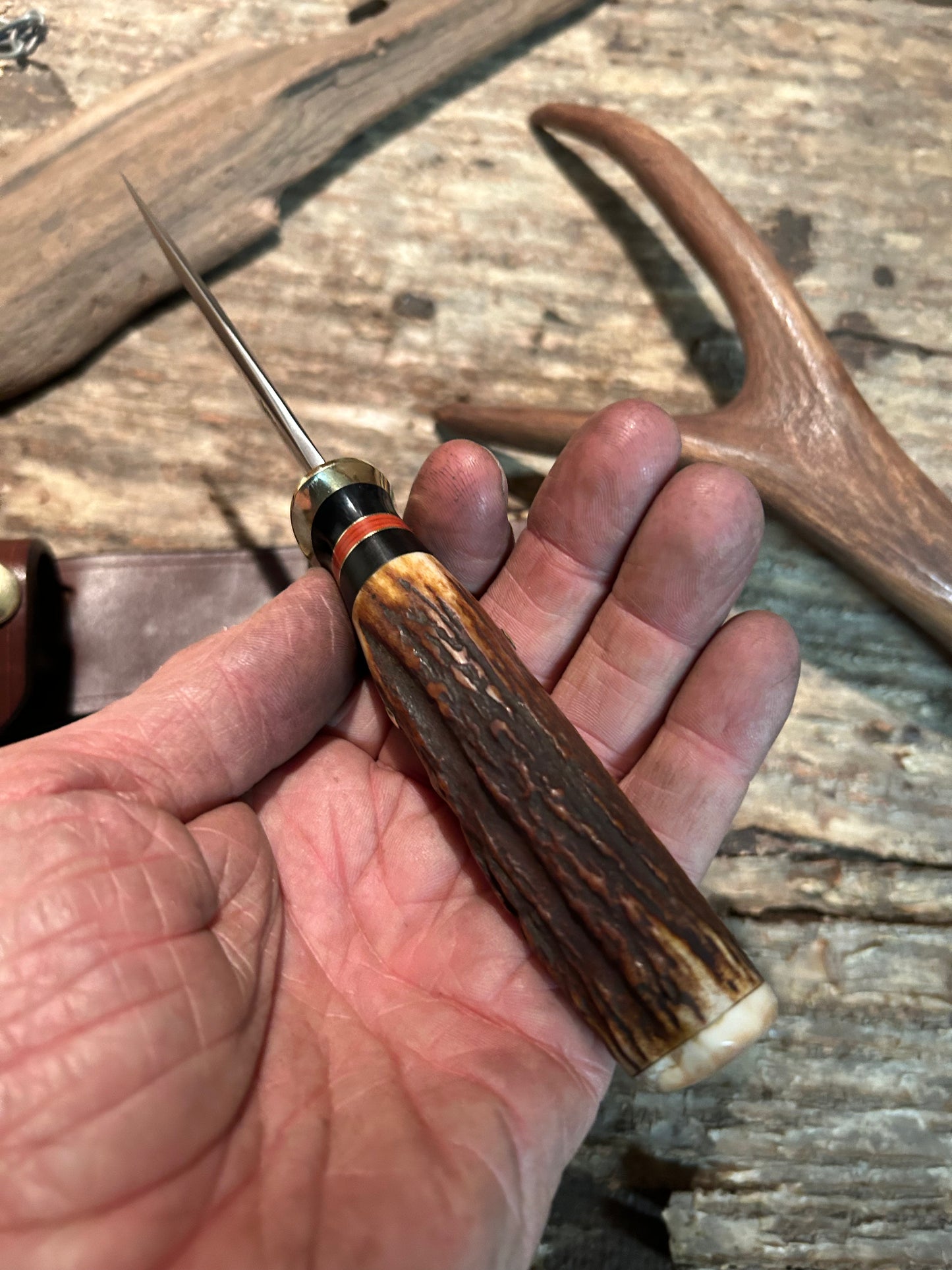 Treeman Deer & Trout 4" Stag Ivory