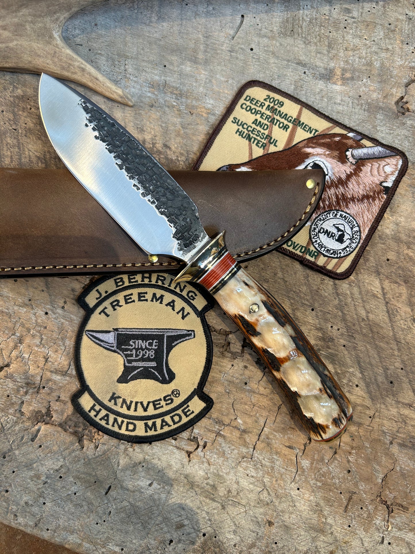 Treeman 5" Alaskan Hammermark Stag Finger Grip Handle DBL Brass