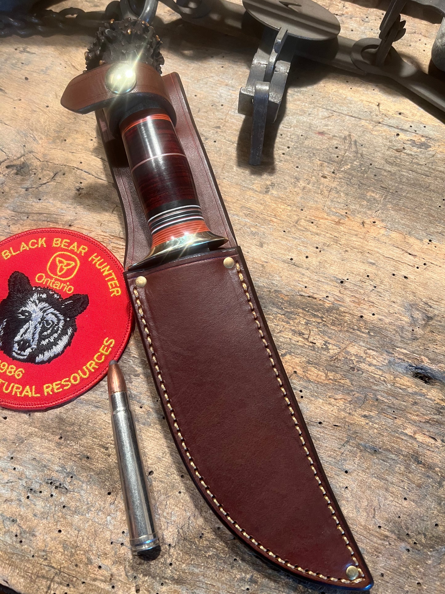 Treeman Scagel Style Hunter 6" Blade DBL brass guard Horsehide Crown Stag