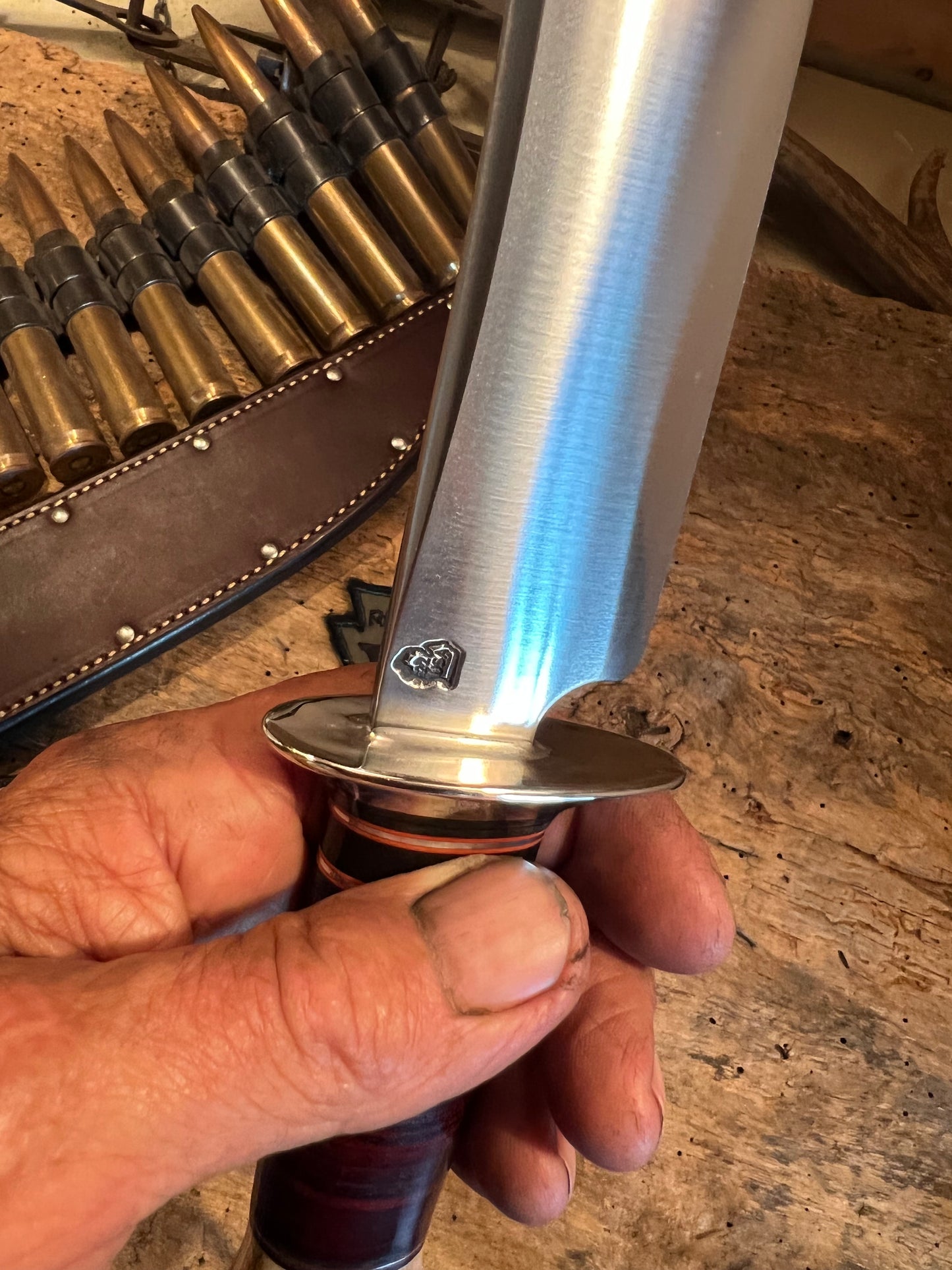 Treeman Double Skull Fighter 7 3/4" Blade NS Horse Hide Crotch Stag Lanyard