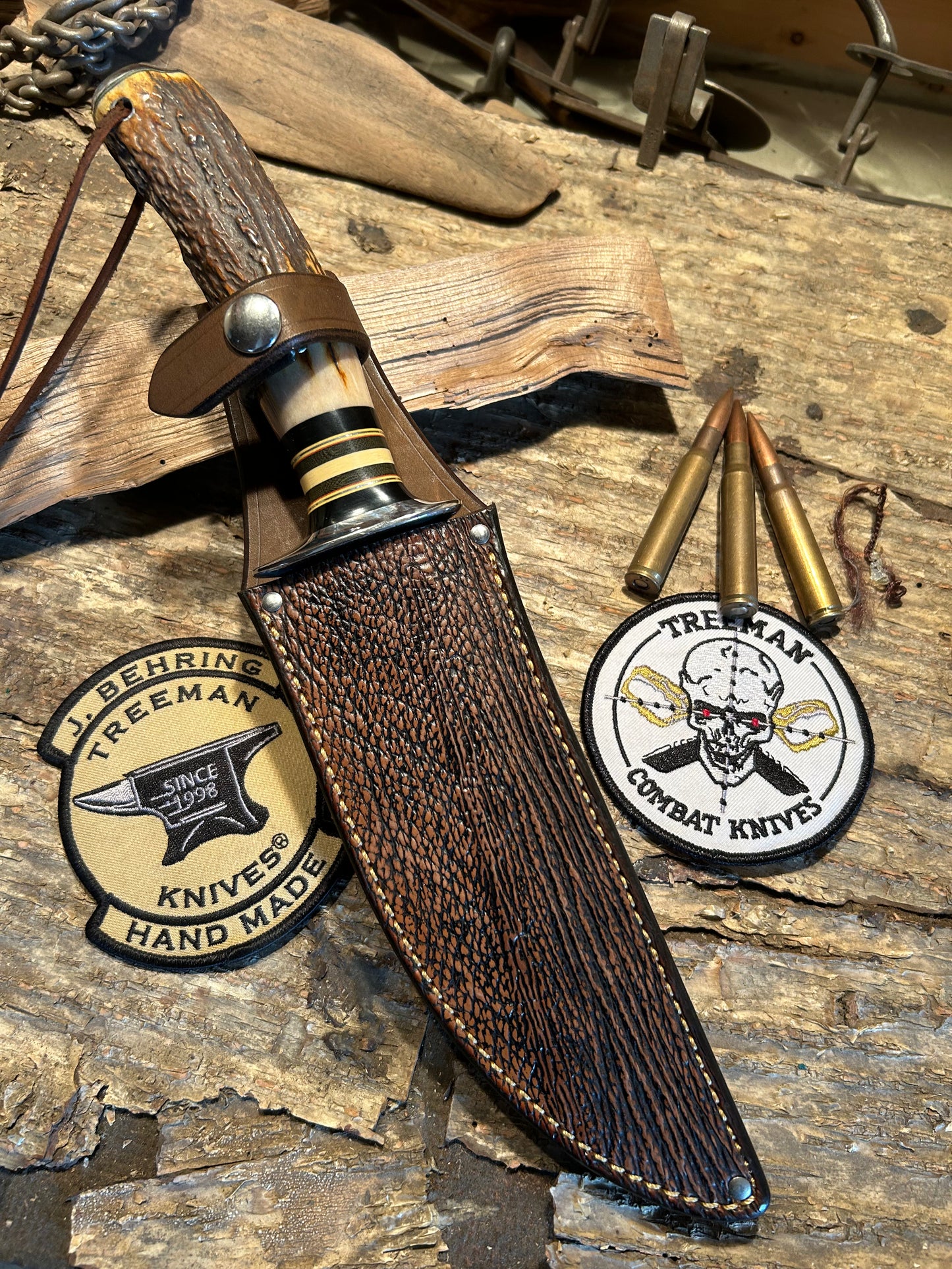 J. Behring DBL Skull fighter 7" NS Finger grip Stag Shark Sheath