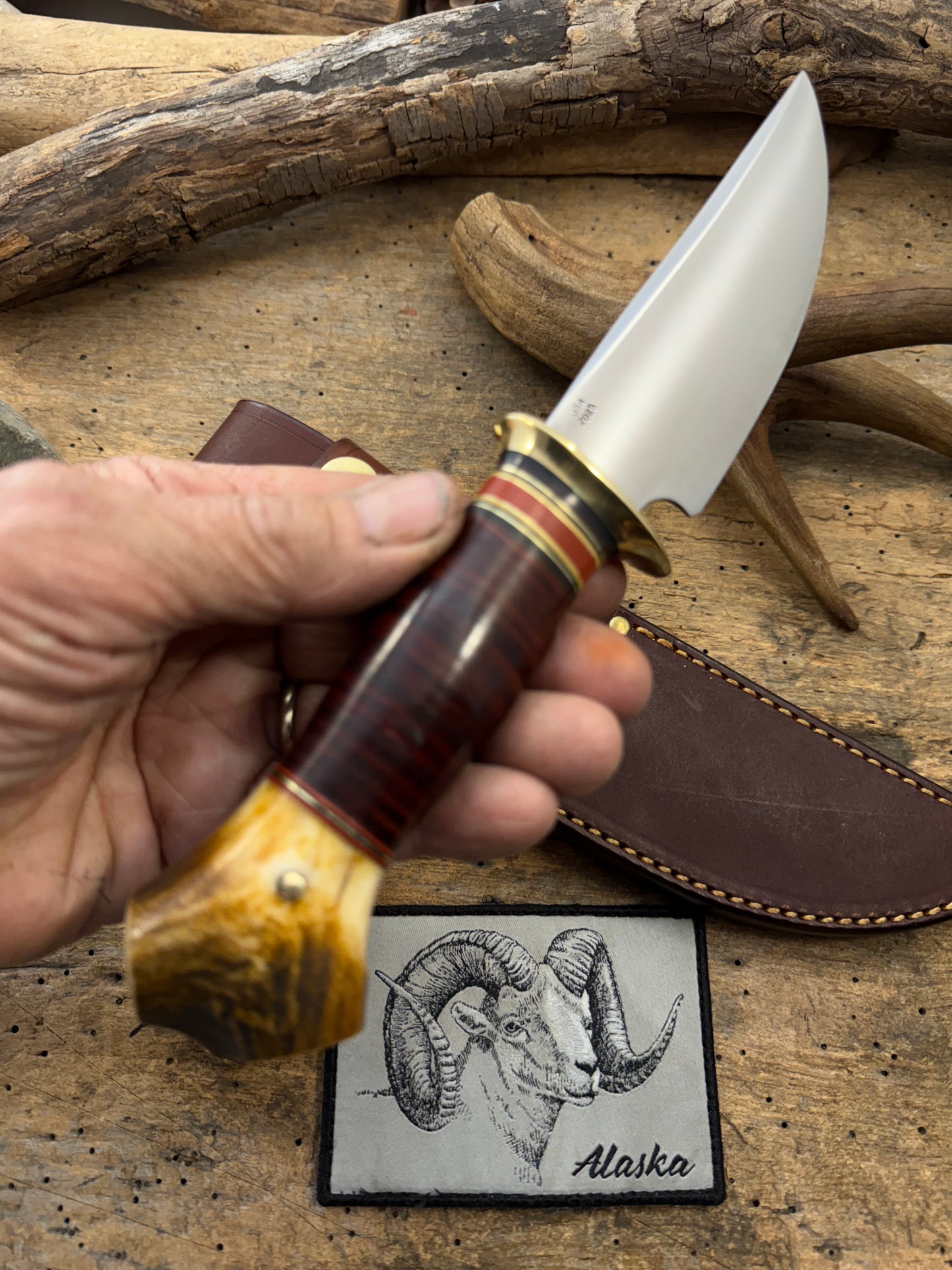 Treeman Classic Iron Mountain Hunter  Horse Hide Crotch Stag