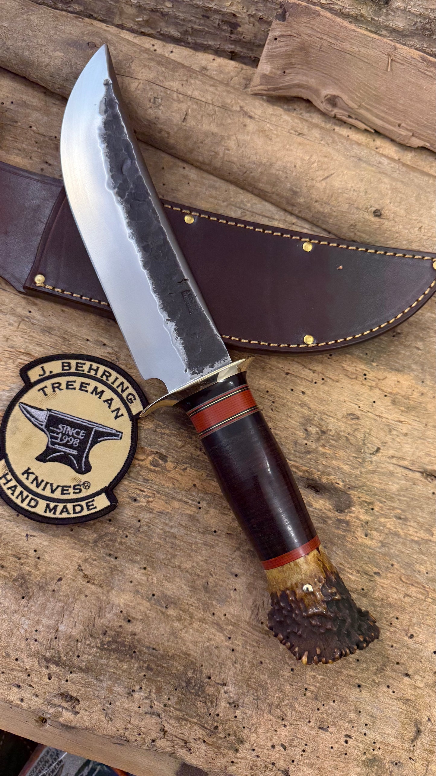 Treeman Big Fat 8"  Hammer Mark Camp Knife Crown Stag