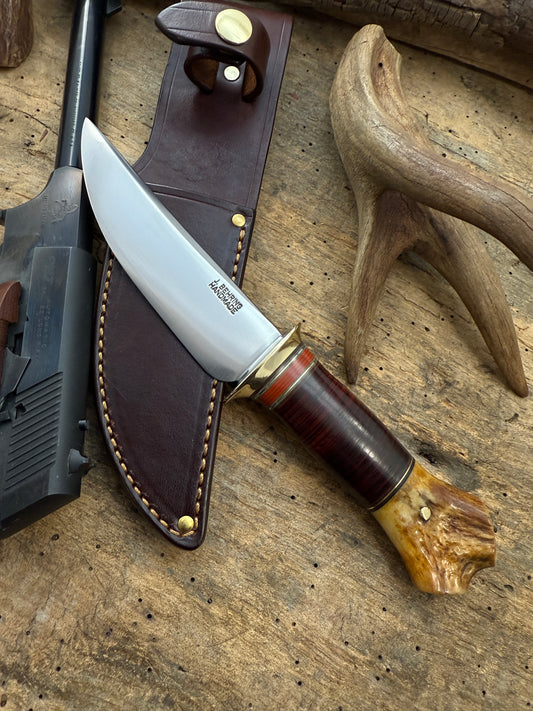 Classic Big Bay Hunter 4 5/8" Blade Horse Hide Crotch Stah