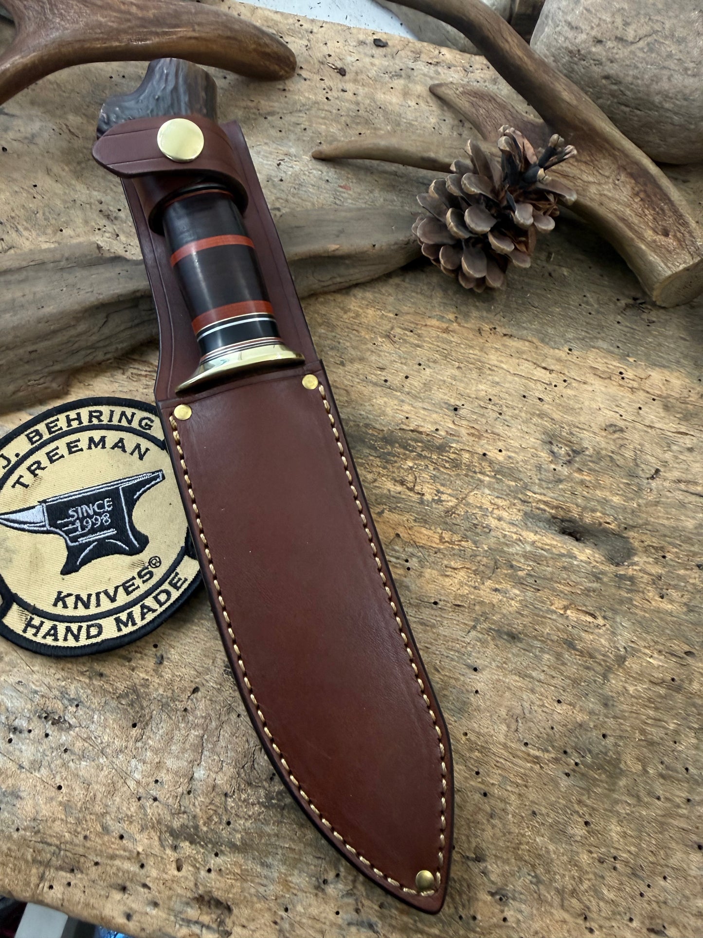 Treeman Special Hunter AEB-L Stainless 6" Blade Horse Hide Crotch Stag