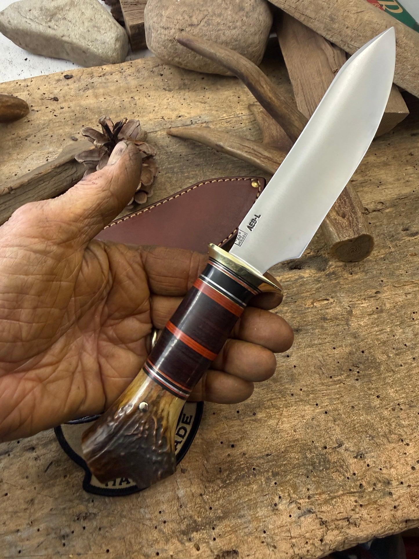 Treeman Special Hunter AEB-L Stainless 6" Blade Horse Hide Crotch Stag