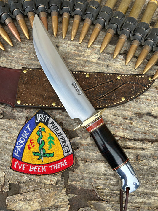 Treeman 8" Double Skull Fighter AEB-L Brass Horsehide aluminum crows beak thong hole Giraffe sheath