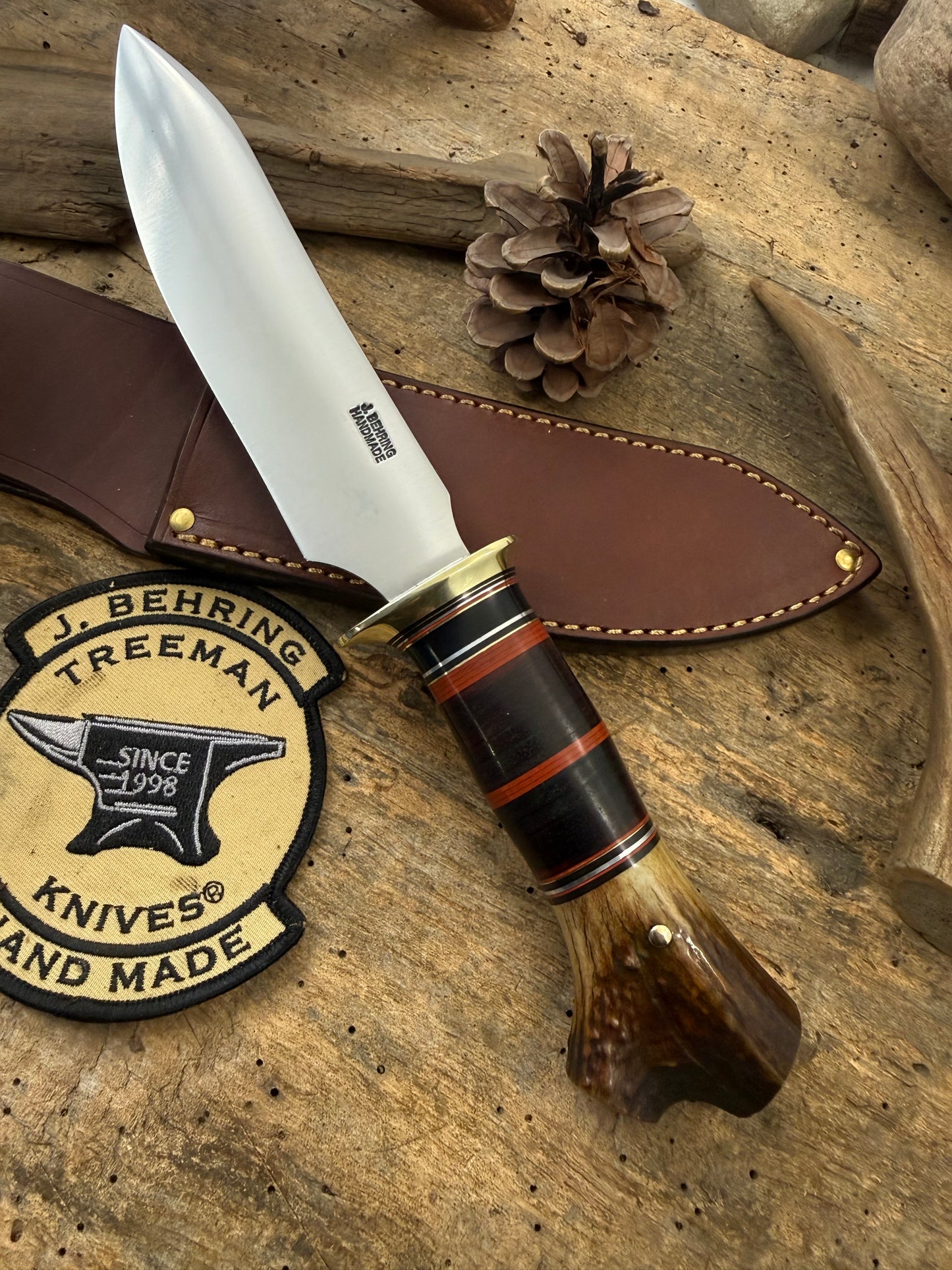 Treeman Special Hunter AEB-L Stainless 6" Blade Horse Hide Crotch Stag