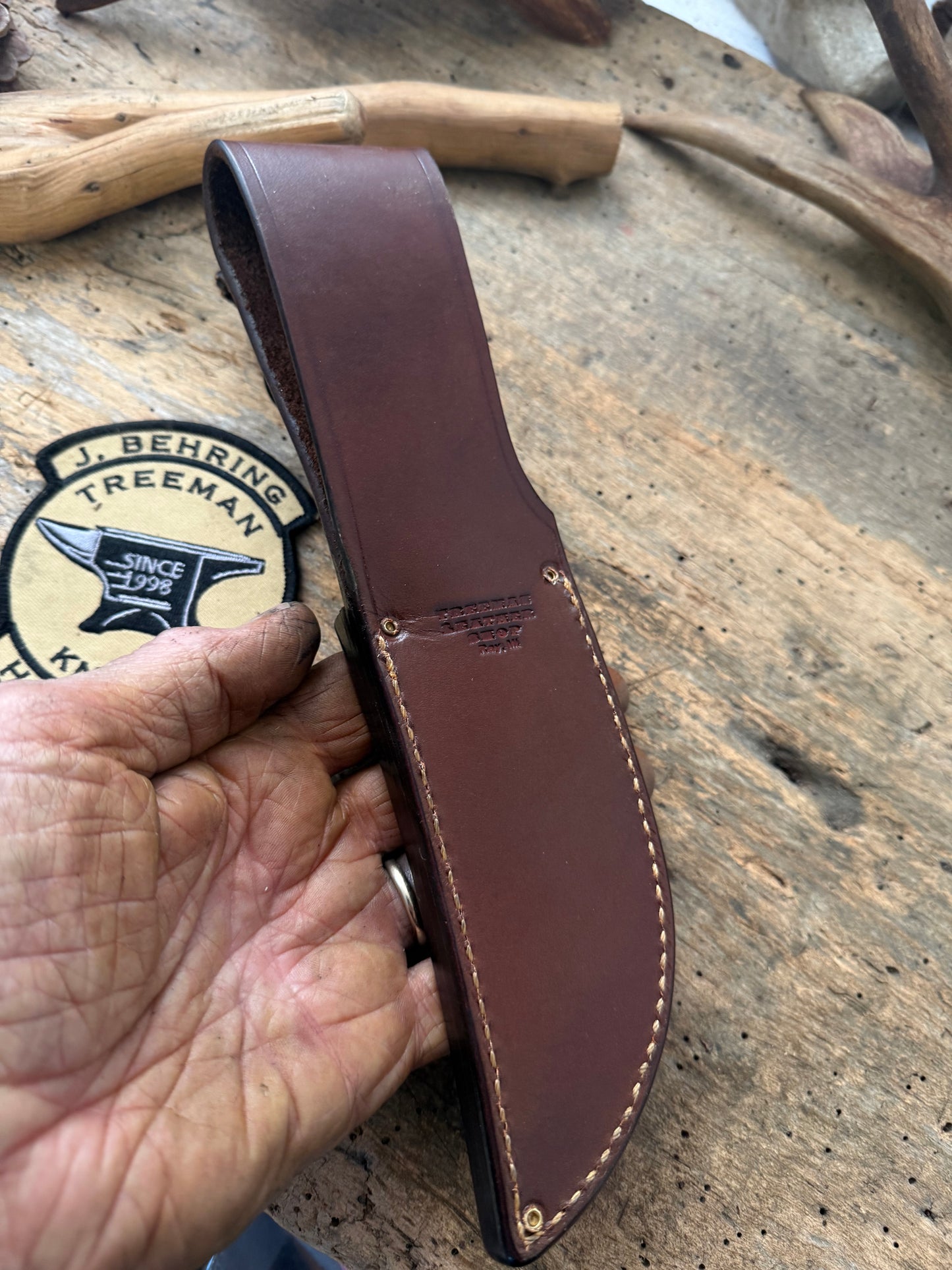 Treeman  Big Bay Hunter Brass Horse Hide Crown Stag