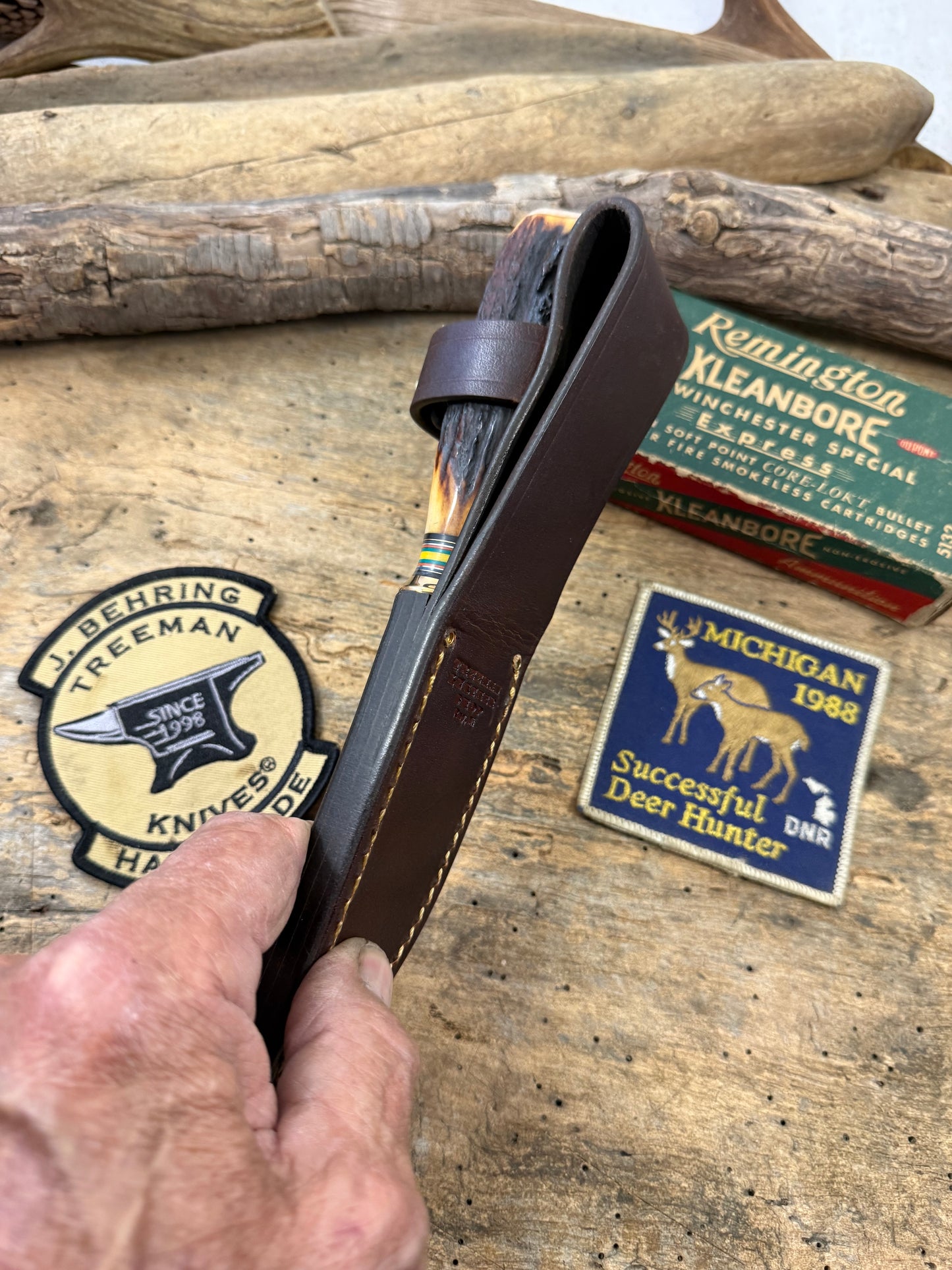 Treeman Deer & Trout 4" Blade  AEB-L Stainless Killer Red Stag Mammoth Cap Red Brass Guard