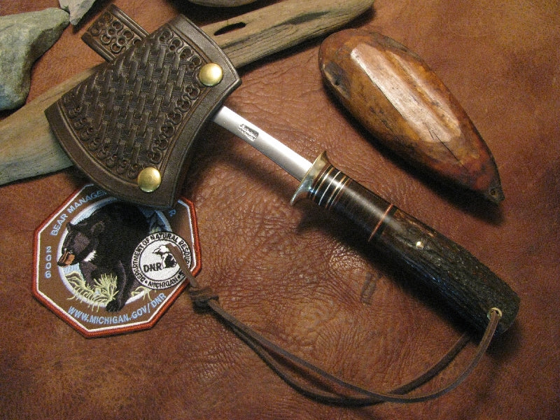 Treeman Hunters Axe