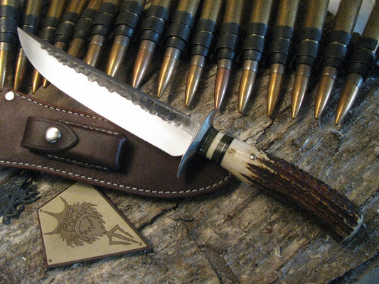 Treeman 8" Hammermark Double Skull Fighter Stag 