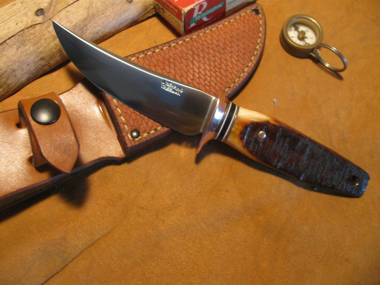 Trout&Deer Artifact Ivory Walrus hanlde 