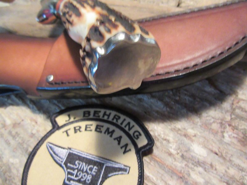 Treeman 5 1/4" Hunter Skinner Sambar Stag
