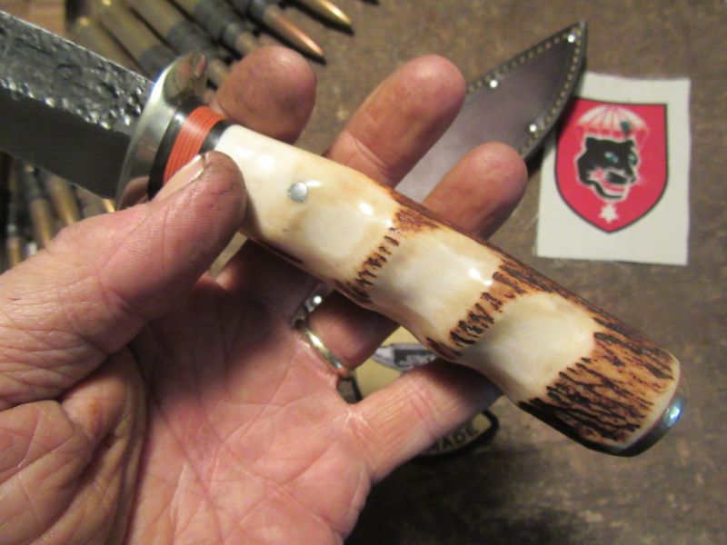 Treeman Handmade Double Skull Fighter reverse grind Stag Finger Grip handle 